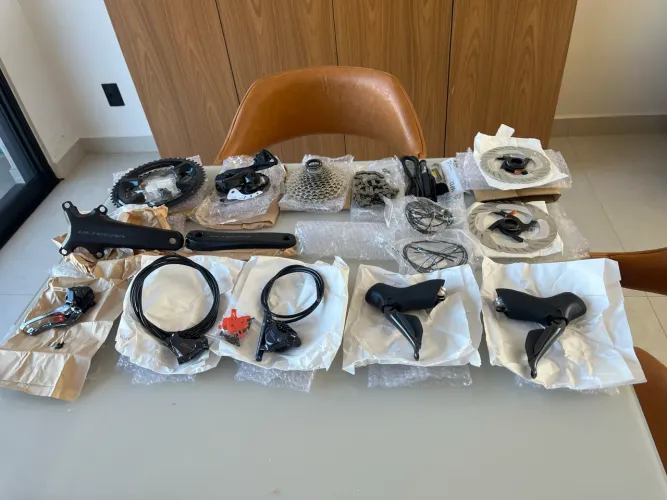 Grupo Di2 Ultegra Eletrônico Completo r8170