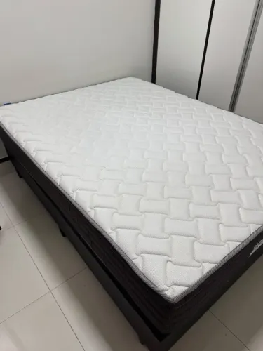 Colchão + Cama Ortobom Casal Molas Ensacadas