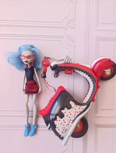 Sucata ghoulia scaris + moto