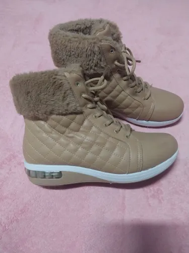 Bota femenina