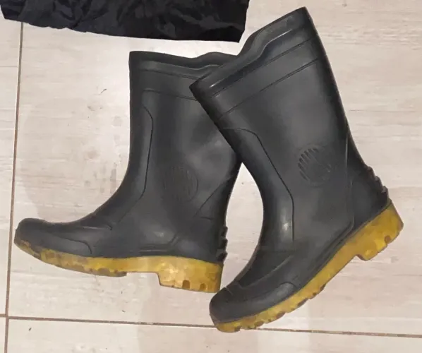 Bota de chuva N.40 em perfeitas condições