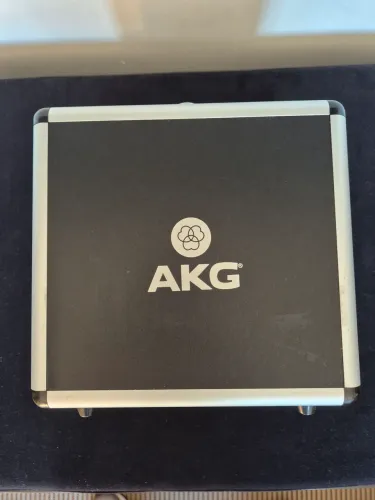 Microfone AKG P420 Seminovo - Pouquíssimo uso