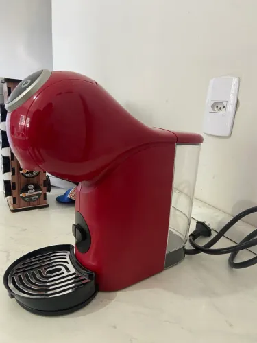 Máquina Dolce Gusto Gênio S PLUS