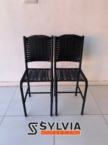 CADEIRAS EM FIBRA NOVAS 