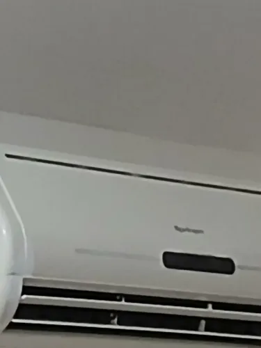 Esta instalado,funcionando o comprador retira por isso baixou de 800 para 600