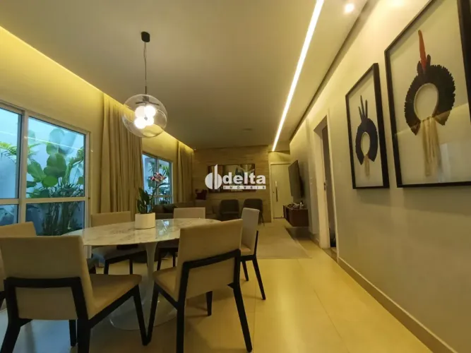 Casa residencial com 3 quartos sendo 1 suíte disponível para venda no bairro Jardim Karaíb