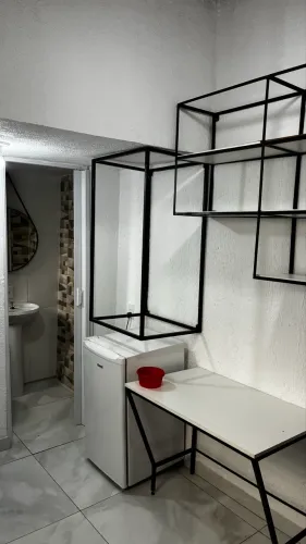 Kitnet Toda mobiliada - água, internet e luz incluso