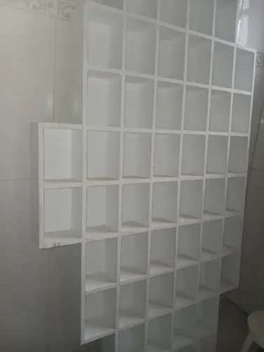 Esmalteiro para salão 2 mts