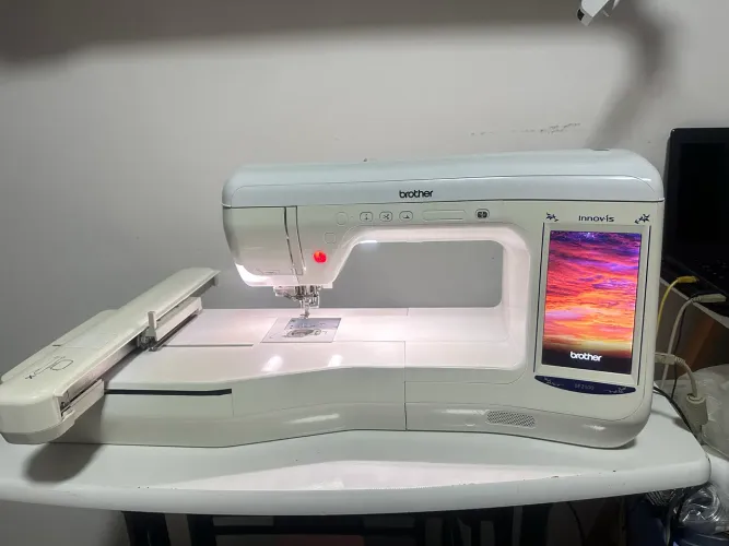 Máquina de Bordado Bp2100