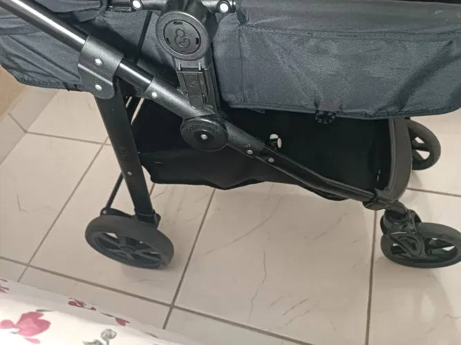 Carrinho de Bebê Galzerano