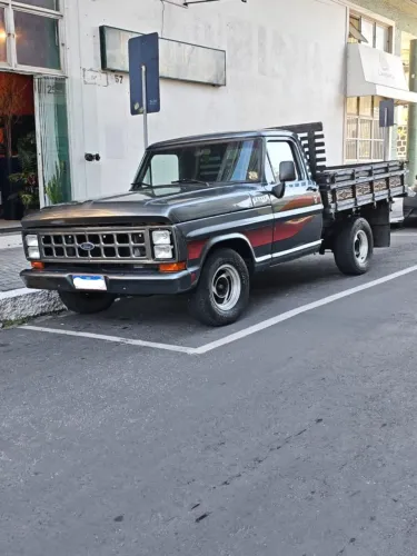 Ford F-1000 Super Diesel / Super Diesel Turbo 1985