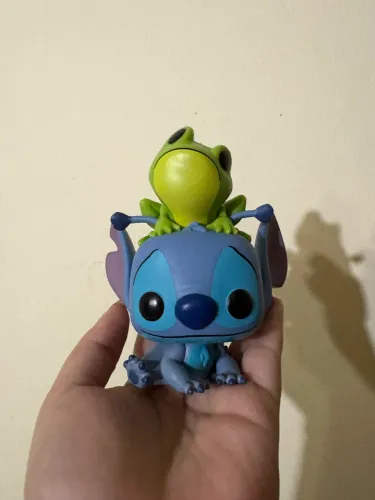 Funko pop Stitch sapo