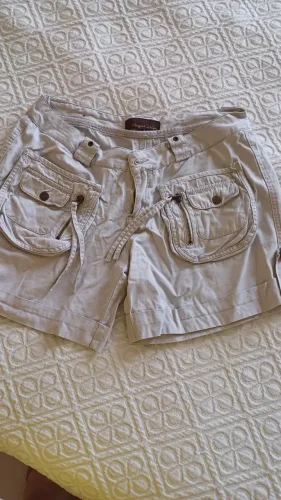SHORTS CARGO FEMININO TAM: M (38/40)