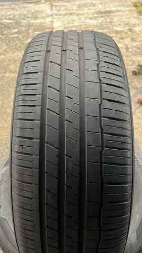 Pneu Hankook 225/55 R18