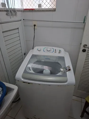 Máquina de Lavar Electrolux,  capacidade 12 kg. Necessidade de reparos, Pleno funcionameto