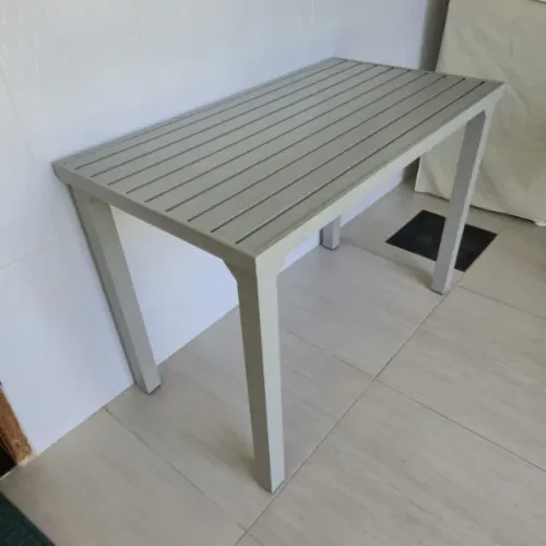 APARADOR DE ALUMÍNIO