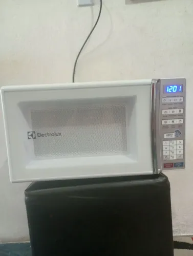 Micro-ondas 27 litros