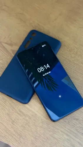 Moto g8 play