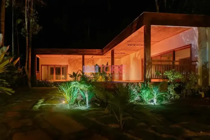 Casa padrão à Venda, Aderno , Itacaré, BA Casa de alto padrão à venda em Itacaré/BA