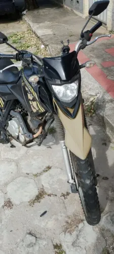 Moto Yamaha- Única dona 2021/2022