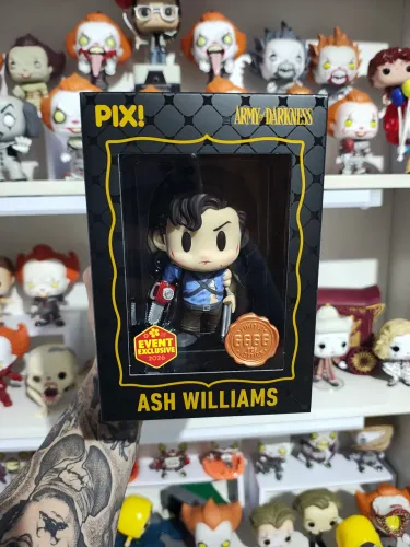 Thrilljoy Pix Army of Darkness - Ash Williams (Regular) 6666 unidades (exclusivo)