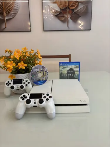 PlayStation 4 PS4 Branco - Completo!