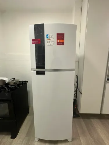Geladeira Brastemp Frost Free - Apenas 3 meses de uso - Estado de nova.