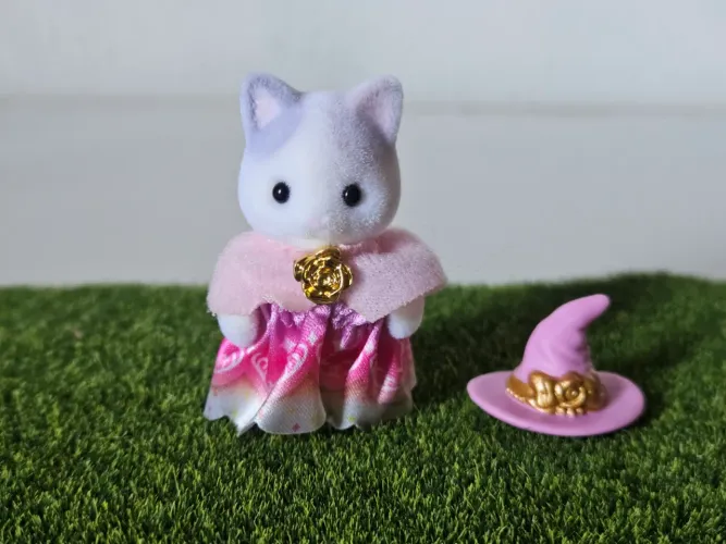 Bebê Gatinha Latte - Sylvanian Families