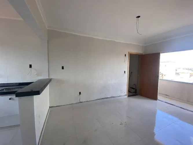 Apartamento em Rua Francisco Antônio de Oliveira - Santa Mônica - Uberlândia/MG