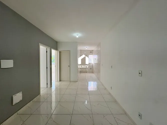 Casa em condomínio | 2 dormitórios | Vaga de garagem | Forquilhas