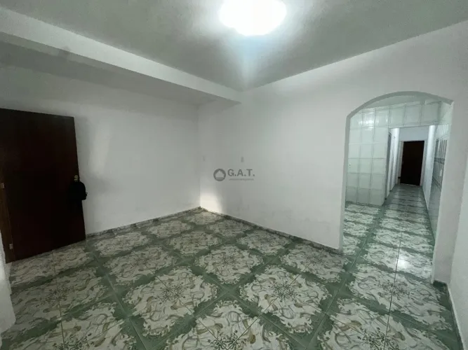 Casa para alugar em Sorocaba-SP, Jardim Sao Conrado: 3 quartos, 1 suíte, 2 salas, 1 banhei