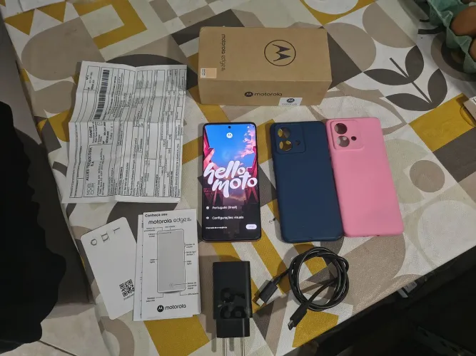 Celular moto edge 40 neo a prova dagua 256gb 8gb ram novíssimo perfeito estado com nota