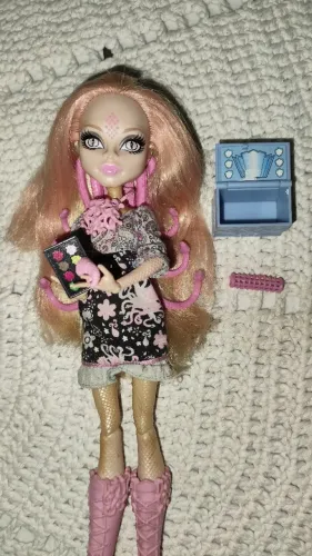 Viperine Gorgon - Monster High