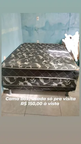 Cama box casal cor preto.