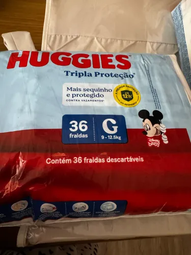 Fraldas Huggies metade do valor