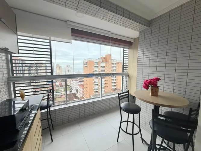 Apartamento à venda em Praia Grande no Guilhermina com 2 Dormitórios