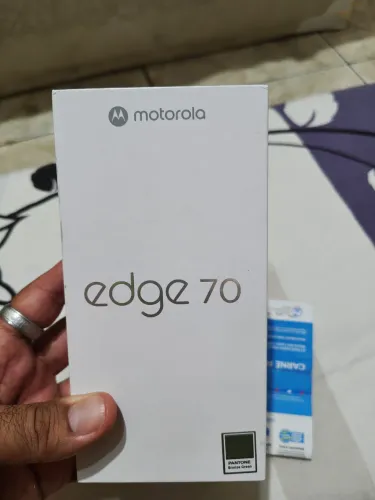 Moto Edge 70 lacrado na caixa