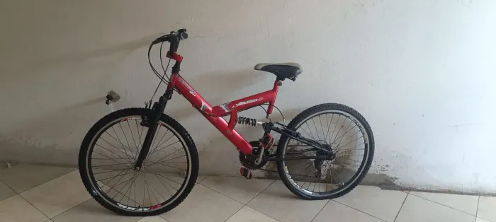Vende-se bicicleta