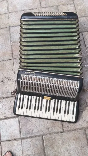 Acordeon veronese estudo troca 