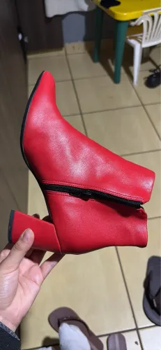 Bota picadilly