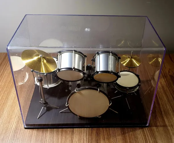 Bateria miniatura decorativa
