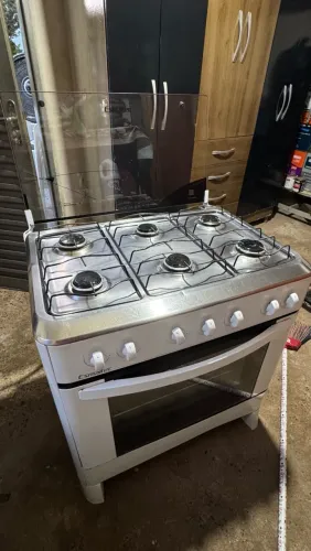 Vendo fogão 6 bocas