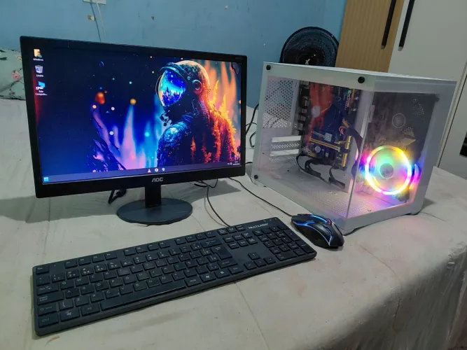 VENDO/TROCO PC GAMER I5 OITAVA GERAÇÃO DDR4 COMPLETO MONITOR TECLADO E MOUSE