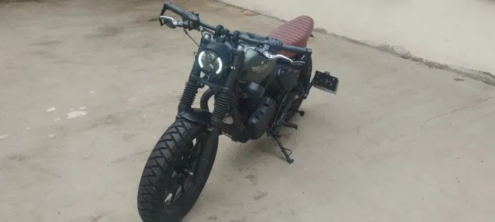 Royal Enfield Hunter 350 - Única - Customizada