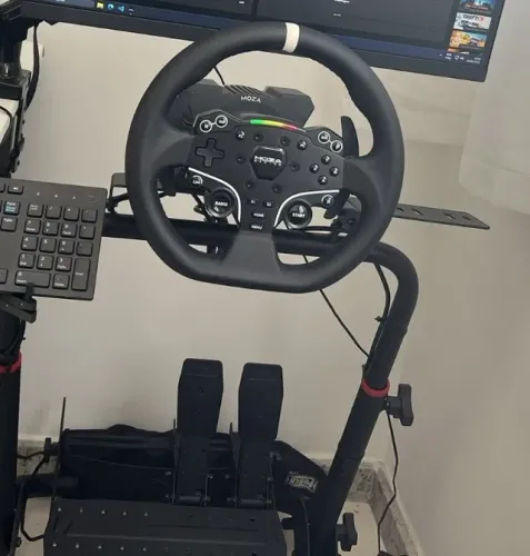 Volante Moza R5 + Pedais + Suporte