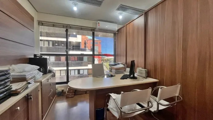 Sala Comercial para Venda em Porto Alegre, Praia de Belas, 2 banheiros, 2 vagas