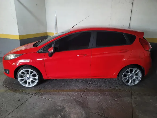 Ford Fiesta 1.6 16V Flex Mec. 5P 2016