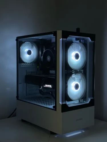PC Gamer Ryzen 5 5500 + RX 7600 8GB + 16GB RAM + NVMe 500GB