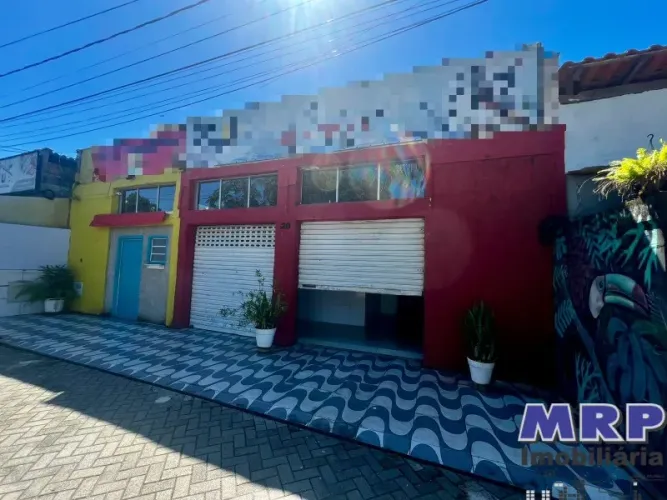 Ponto comercial no centro de Ubatuba. 2 pontos e possibilidade de ampliação com projeto ap