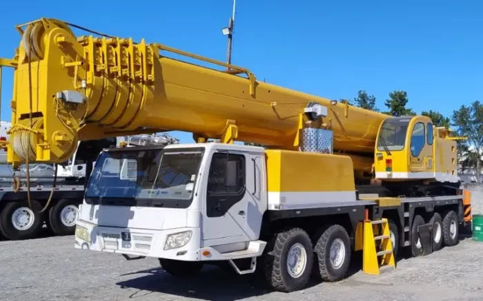 Guindaste XCMG 130 Ton Ano 2011